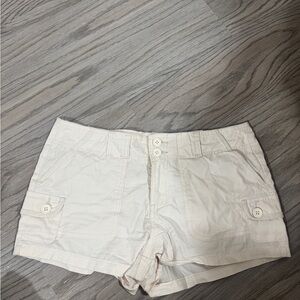 Almost Famous Low rise juniors Cream Shorts